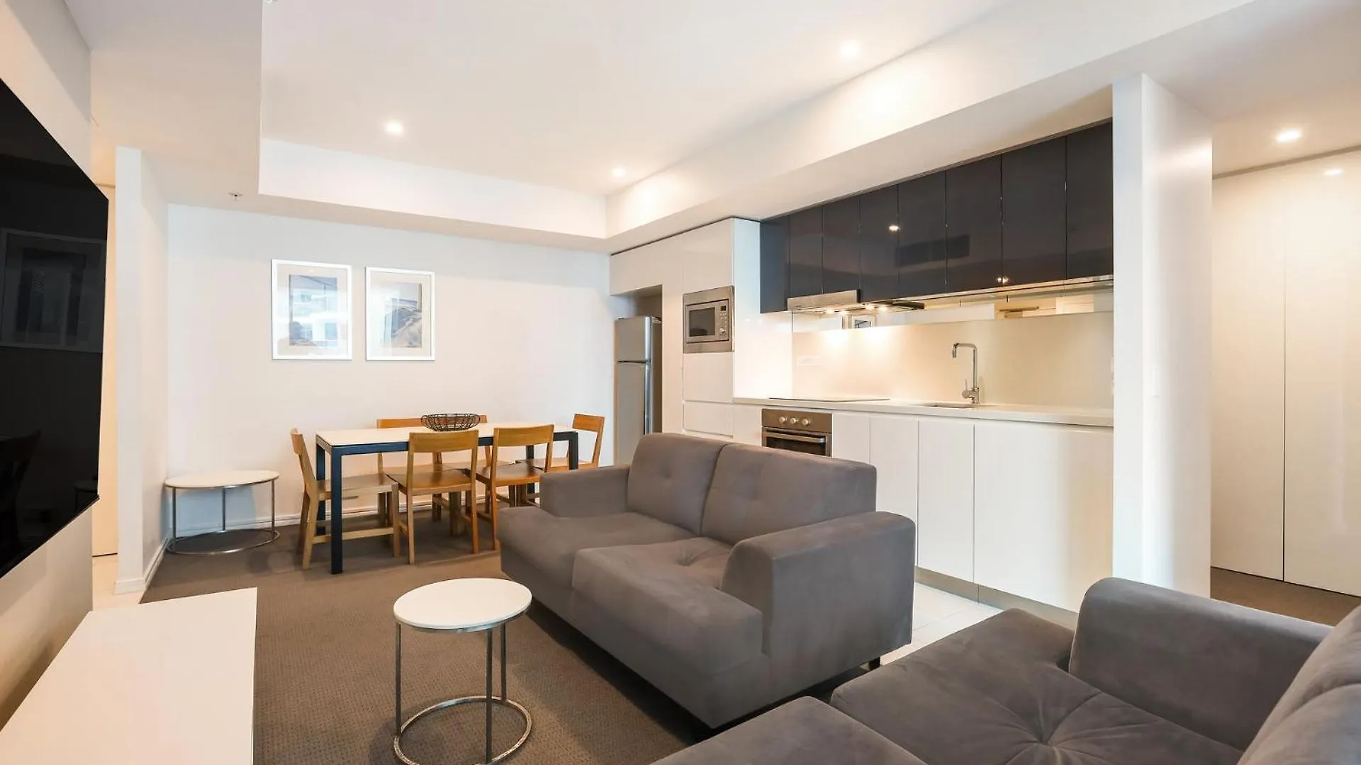 Number 1 H Residences - Wifi, Parking & More By Gold Coast Holidays