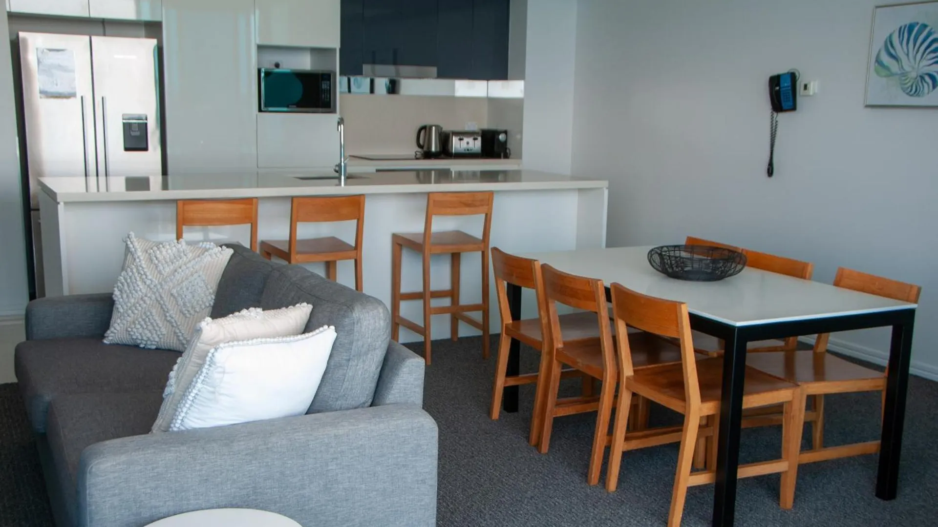 Lägenhet Number 1 H Residences - Wifi, Parking & More By Gold Coast Holidays