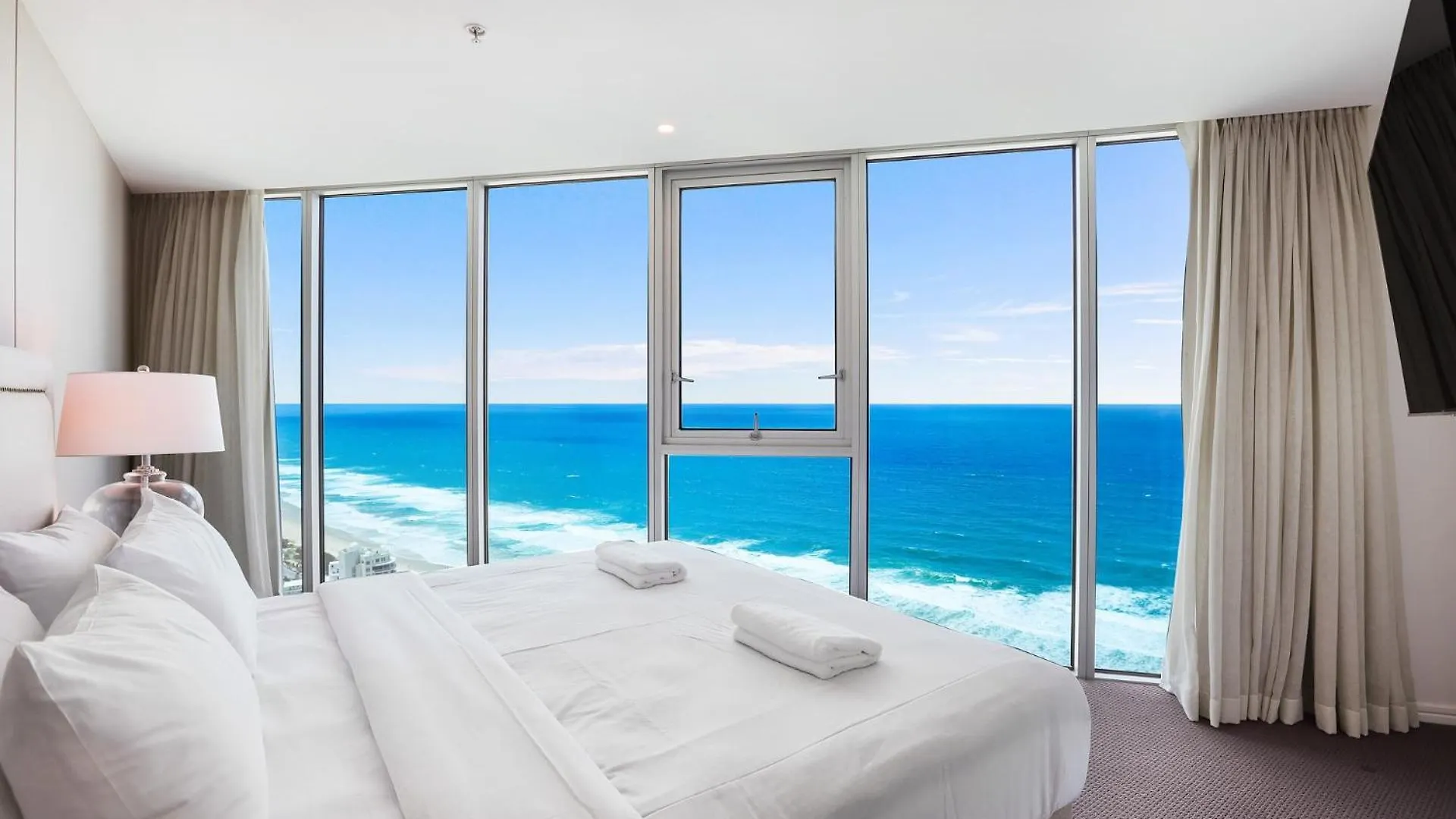 Number 1 H Residences - Wifi, Parking & More By Gold Coast Holidays Australia